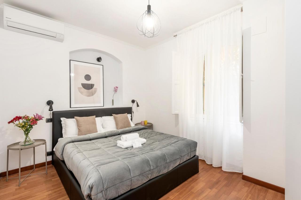 White Rooms Colosseo Рим Экстерьер фото