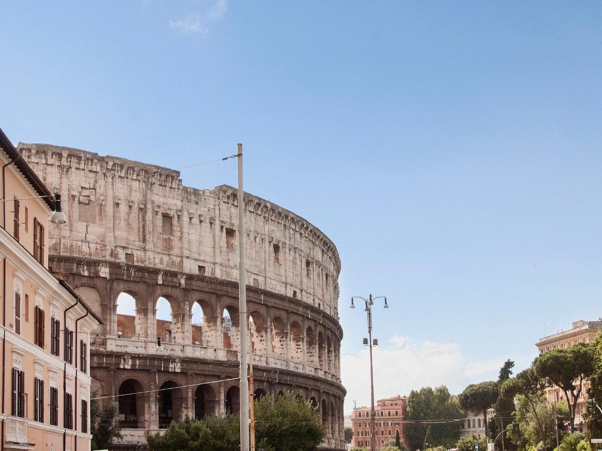 White Rooms Colosseo Рим Экстерьер фото